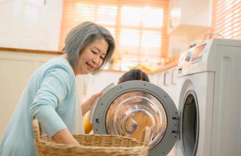 Les avantages de bien entretenir sa machine à laver le linge 